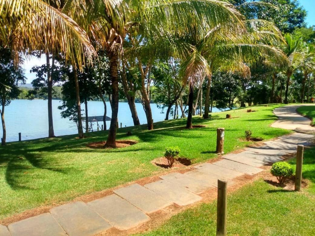 Pontal Do Lago Apartamentos Para Temporada Caldas Novas Exteriör bild